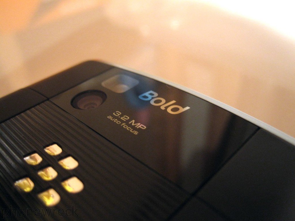 BlackBerry Bold 9650 Camera Features