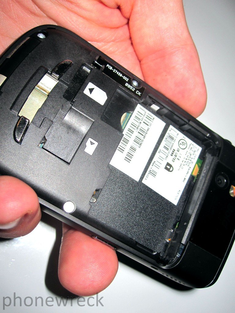 BlackBerry Bold 9650 Teardown Step 1